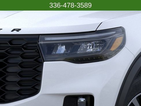 New 2026 Ford Explorer ST-Line AWD/4WD image 18