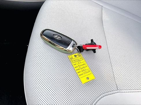 Used 2023 Hyundai Tucson SEL w/ Convenience Package FWD image 13