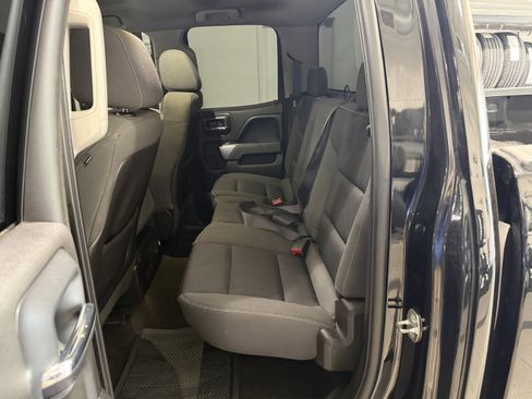 Used 2015 Chevrolet Silverado 1500 LT image 19