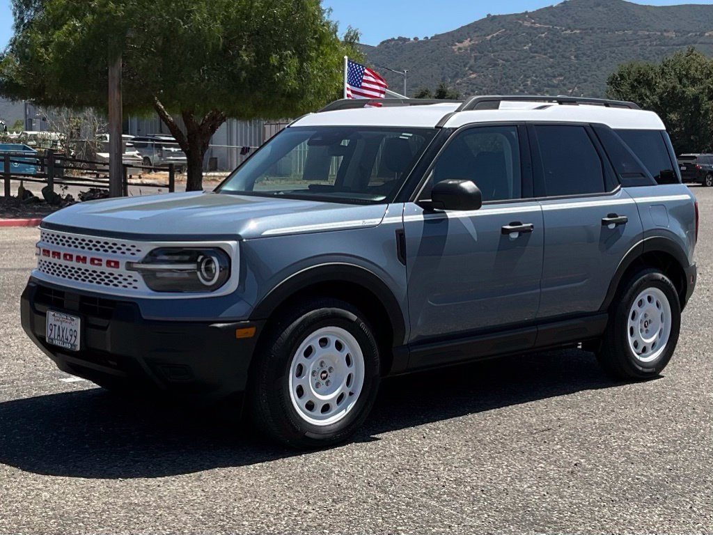 Used 2025 Ford Bronco Sport Heritage AWD/4WD image 2