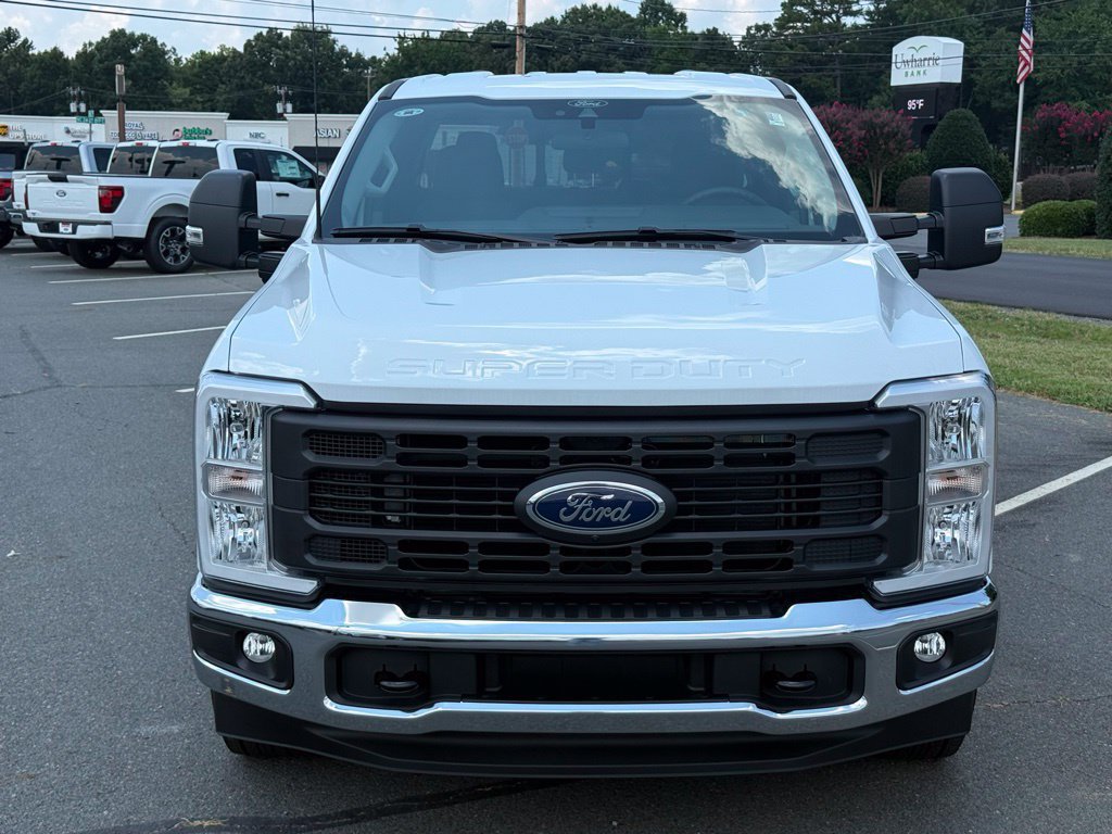 New 2025 Ford F350 XL w/ 360-Degree Camera Package RWD image 9