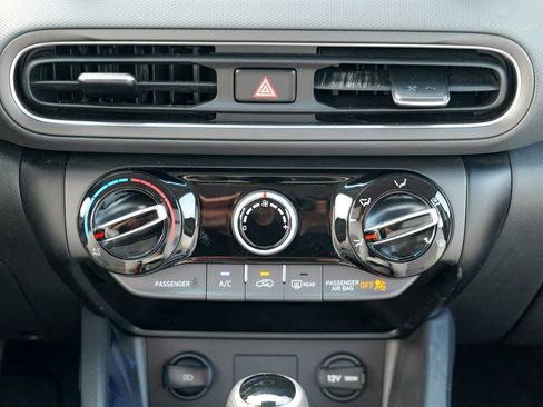 Used 2023 Hyundai Kona SE FWD image 49