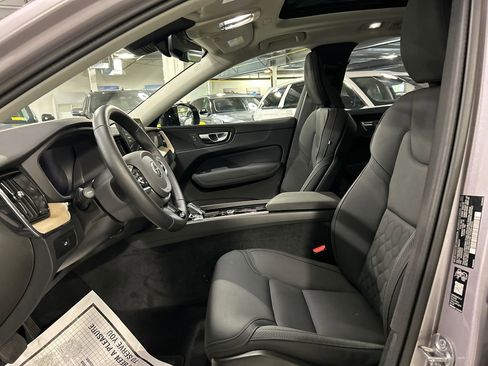 Used 2026 Volvo XC60 B5 Plus w/ Protection Package Premier AWD/4WD image 10