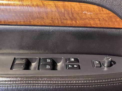 Used 2008 Nissan Armada LE w/ Technology Pkg image 13