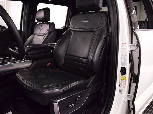 Used 2025 Ford F150 Platinum w/ Equipment Group 702A High image 31