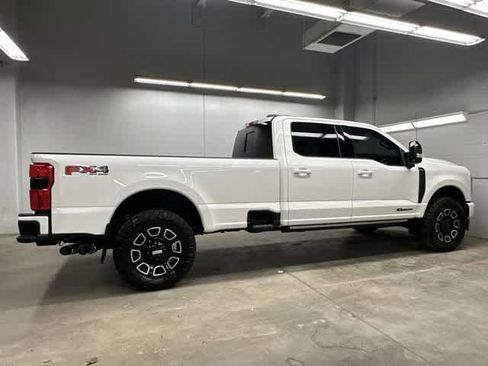 Used 2026 Ford F350 Platinum AWD/4WD image 3