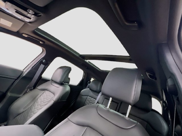 Certified 2026 Kia Sportage X-Line AWD/4WD image 21
