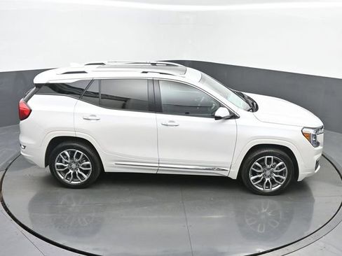Used 2023 GMC Terrain Denali w/ LPO, Floor Liner Package AWD/4WD image 41