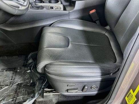 Used 2020 Hyundai Santa Fe Limited FWD image 20