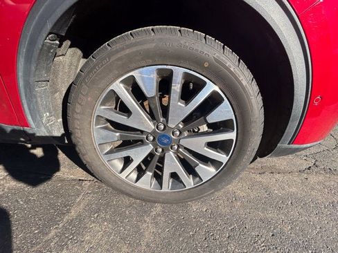 Used 2020 Ford Escape Titanium image 11