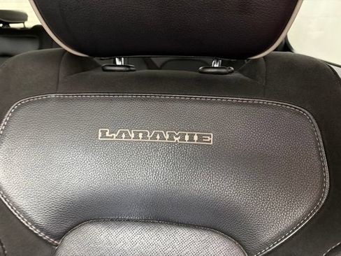 Used 2023 RAM 1500 Laramie AWD/4WD image 11