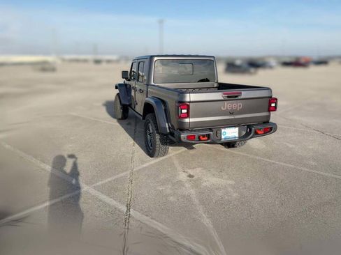 New 2026 Jeep Gladiator Mojave image 9