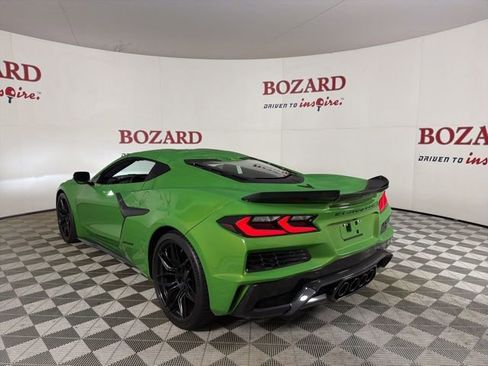 Used 2026 Chevrolet Corvette Z06 w/ Stealth Interior Trim Package RWD image 6