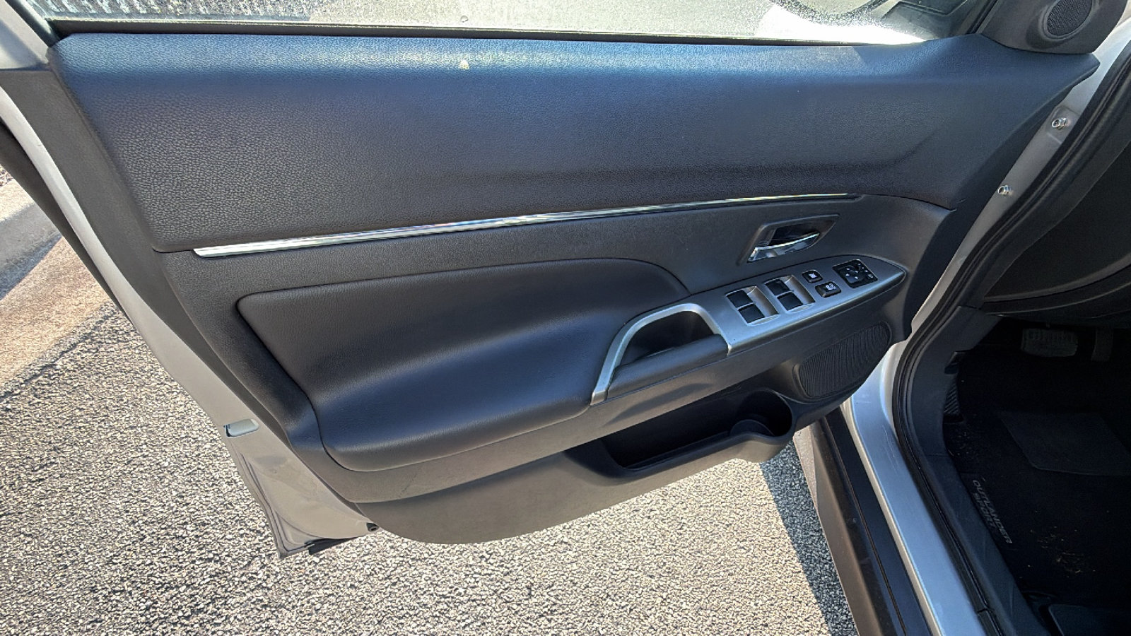 Used 2024 Mitsubishi Outlander Sport AWD image 14