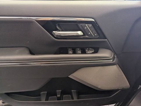New 2025 GMC Sierra EV Denali AWD/4WD image 16