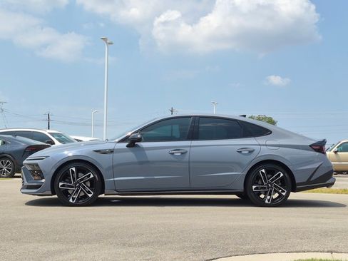 Used 2025 Hyundai Sonata N Line FWD image 9
