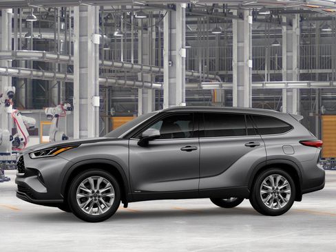 New 2026 Toyota Highlander Limited image 3