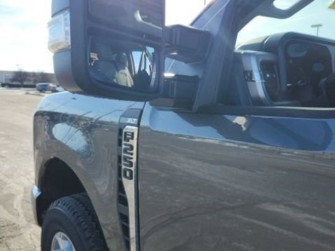 New 2026 Ford F250 XLT image 19