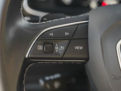 Used 2022 Audi Q8 Premium Plus w/ Premium Plus Package image 18