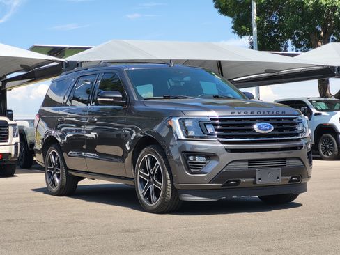 Used 2020 Ford Expedition Limited w/ Equipment Group 303A AWD/4WD image 3