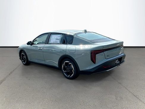 New 2026 Kia K4 EX FWD image 5