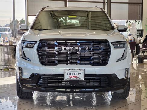 New 2026 GMC Acadia Denali Ultimate w/ LPO, Floor Liner Package image 2