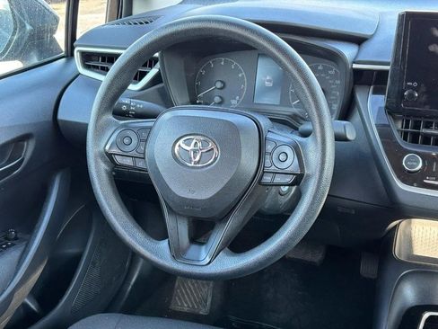 Used 2023 Toyota Corolla LE image 19