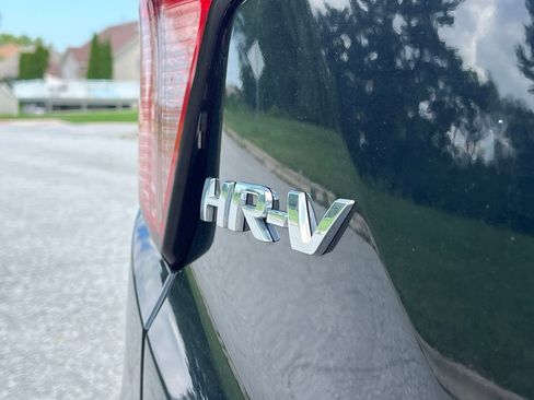 Used 2016 Honda HR-V LX image 15