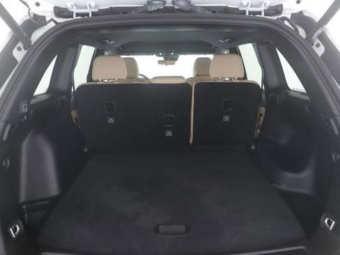 Used 2025 Jeep Grand Cherokee Limited w/ Black Appearance Package image 29