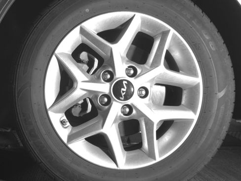 Used 2025 Kia Soul LX w/ LX Technology Package image 12