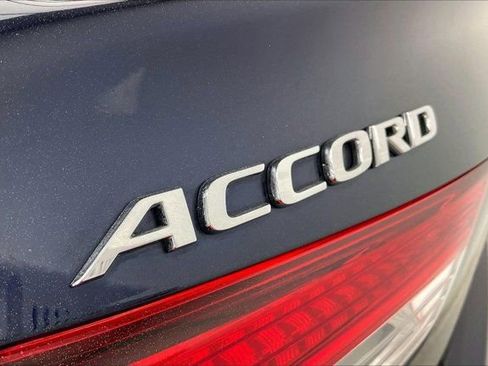 Used 2019 Honda Accord LX image 31