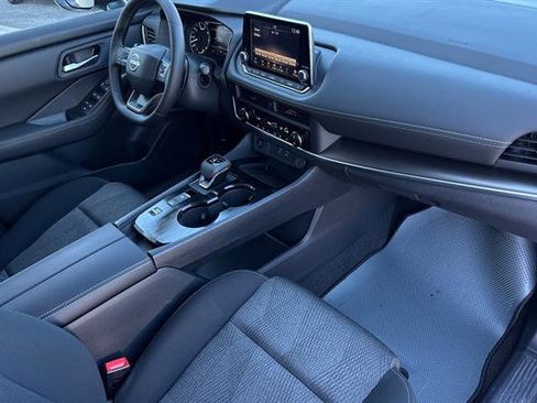 New 2026 Nissan Rogue SV image 18