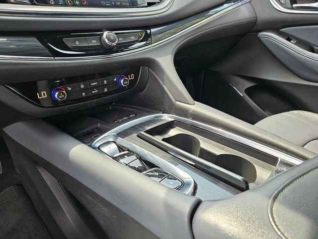 Used 2023 Buick Enclave Essence FWD image 23