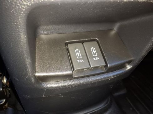 Used 2018 Honda CR-V EX image 9