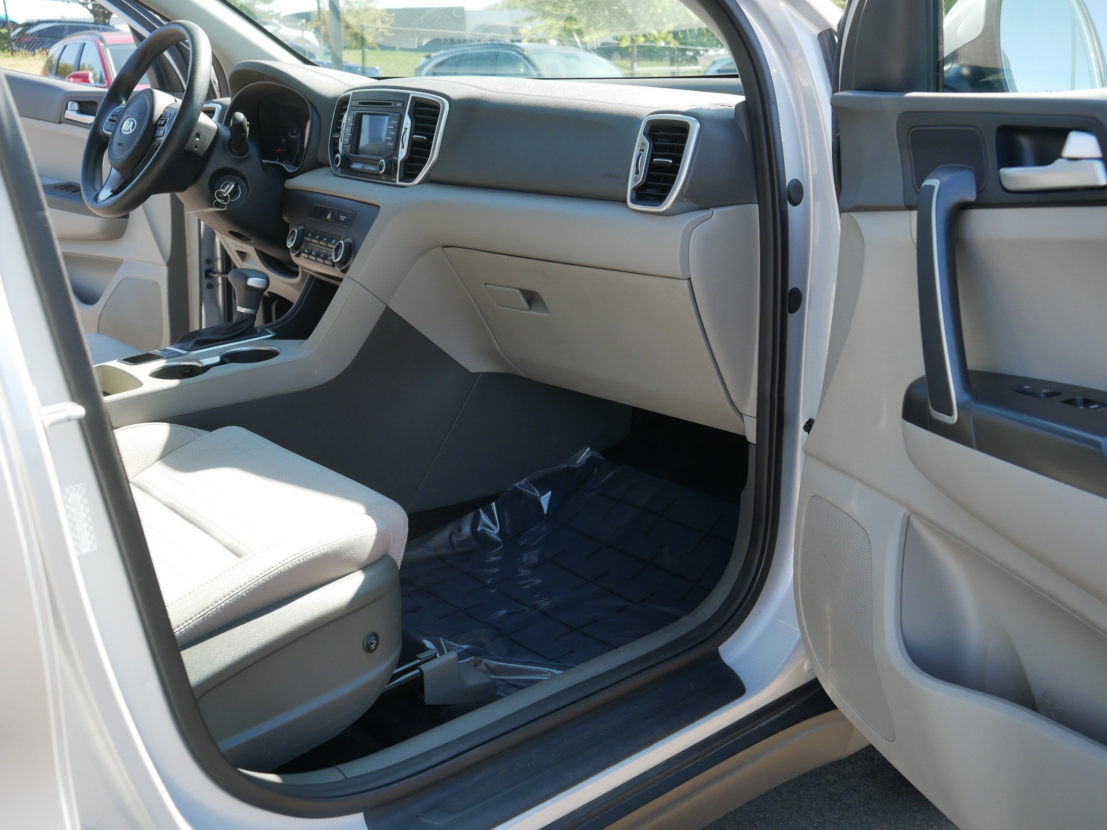 Used 2018 Kia Sportage LX AWD/4WD image 19