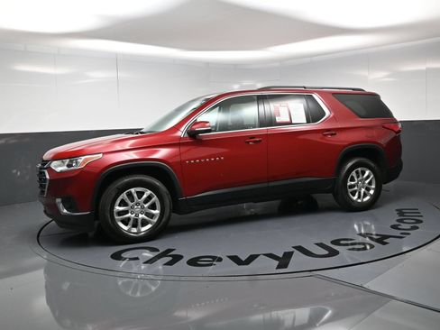 Used 2021 Chevrolet Traverse LT FWD image 6