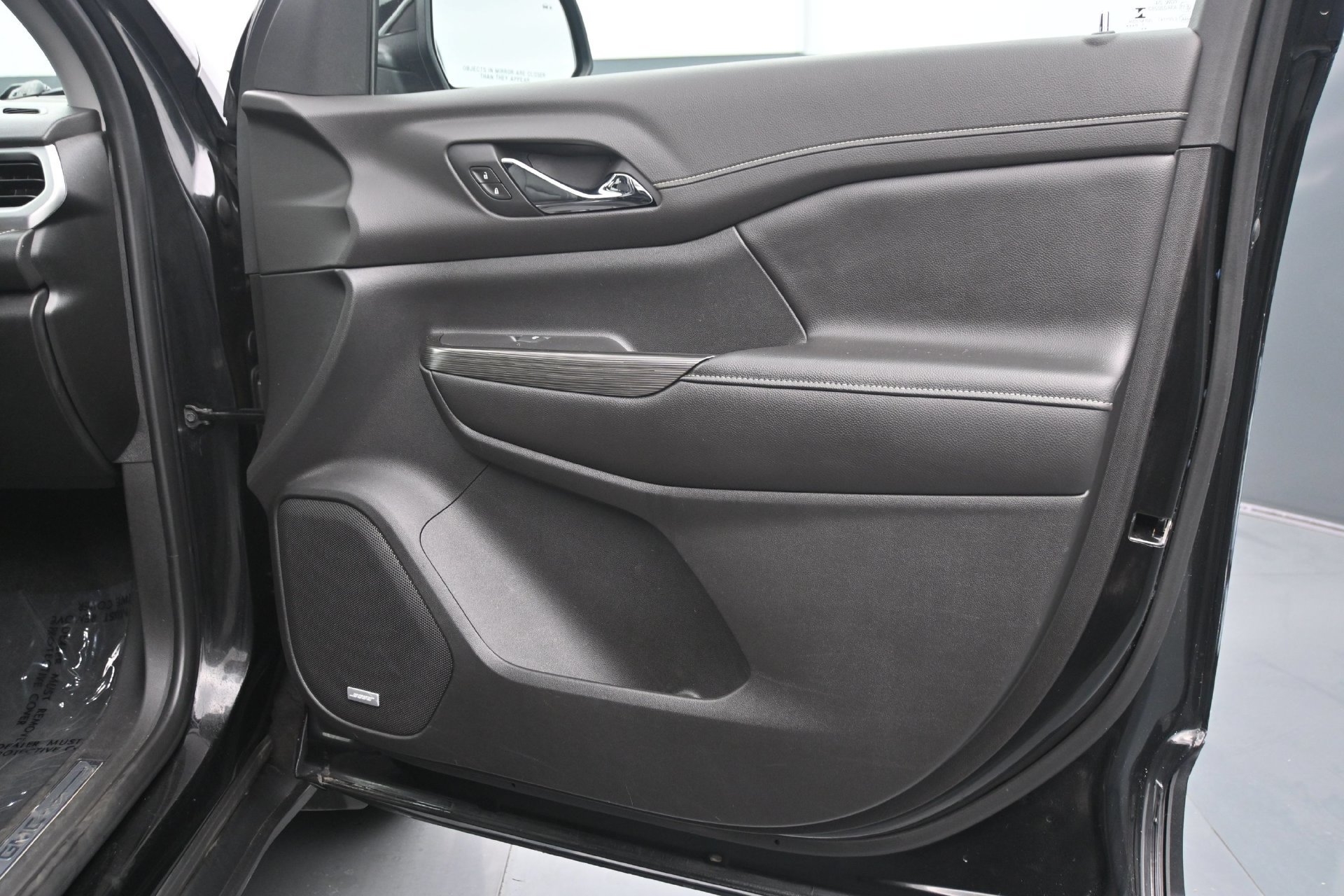 Used 2019 GMC Acadia SLT AWD/4WD image 12