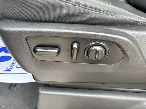 Used 2021 Chevrolet Silverado 1500 LT image 15