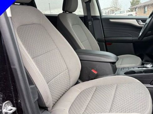Used 2021 Ford Escape SE image 29