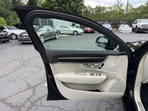 Used 2018 Volvo S90 T5 Momentum w/ Convenience Package AWD/4WD image 18