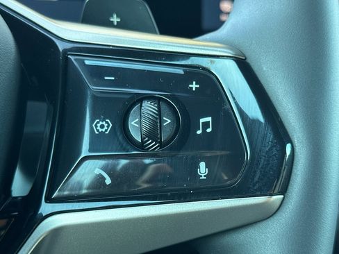 Used 2025 BMW X3 xDrive30i w/ Premium Package image 31