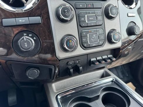 Used 2014 Ford F250 Platinum AWD/4WD image 19