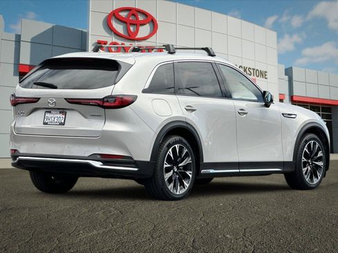 Used 2024 MAZDA CX-90 Plug-In Hybrid w/ Premium Pkg AWD/4WD image 3