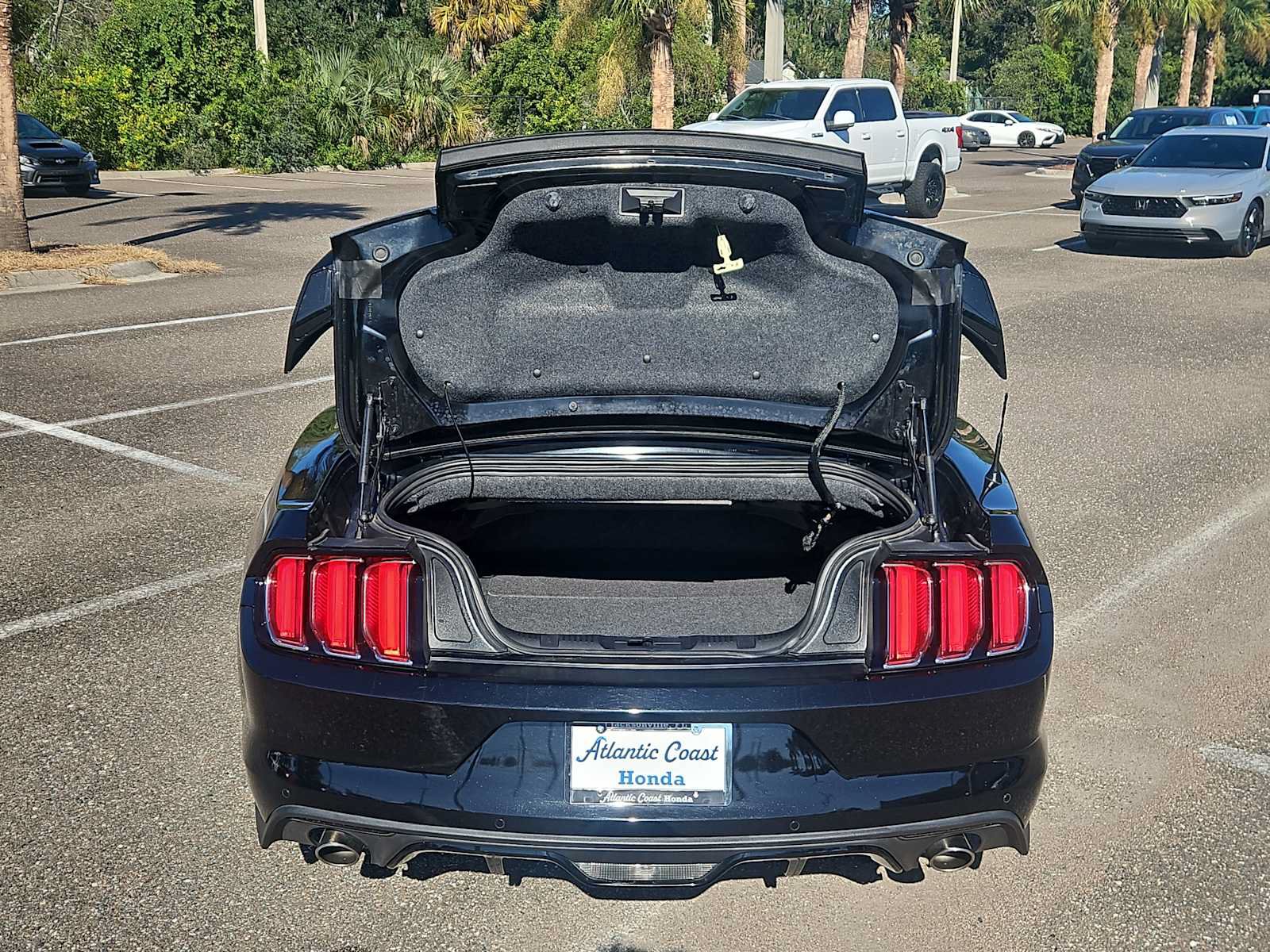 Used 2015 Ford Mustang GT Premium w/ Equipment Group 401A RWD image 21