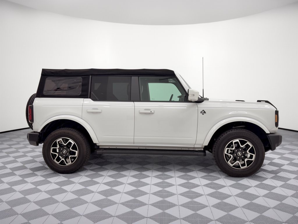 Used 2023 Ford Bronco Outer Banks AWD/4WD image 8