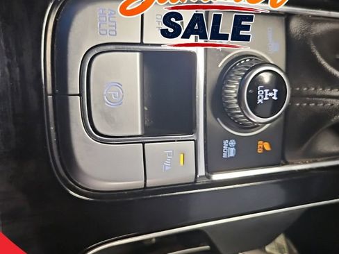 Used 2024 Kia Telluride EX w/ EX Captain's Chair Package AWD/4WD image 29