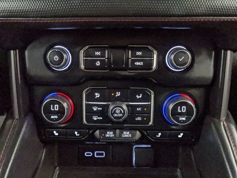 Used 2023 Chevrolet Tahoe RST w/ Luxury Package AWD/4WD image 9