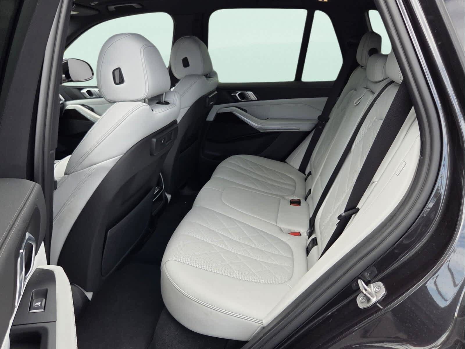 Used 2023 BMW X5 sDrive40i w/ Premium Package RWD image 11