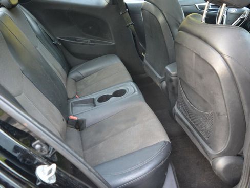 Used 2015 Hyundai Veloster w/ Option Group 02 image 12