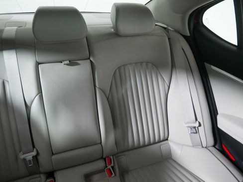 Used 2021 Genesis G70 3.3T image 14